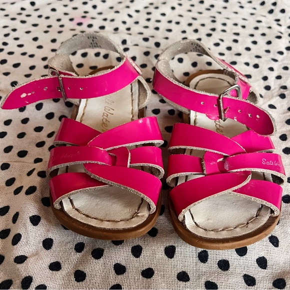 PINK PATENT LEATER SANDALS | SALT-WATER BY HOY - Picture 3 of 6